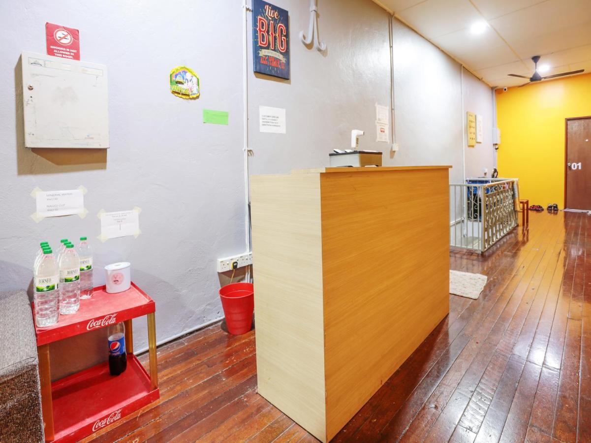 Spot On 90610 Loft Waterfront Hotel Kuching Exterior foto