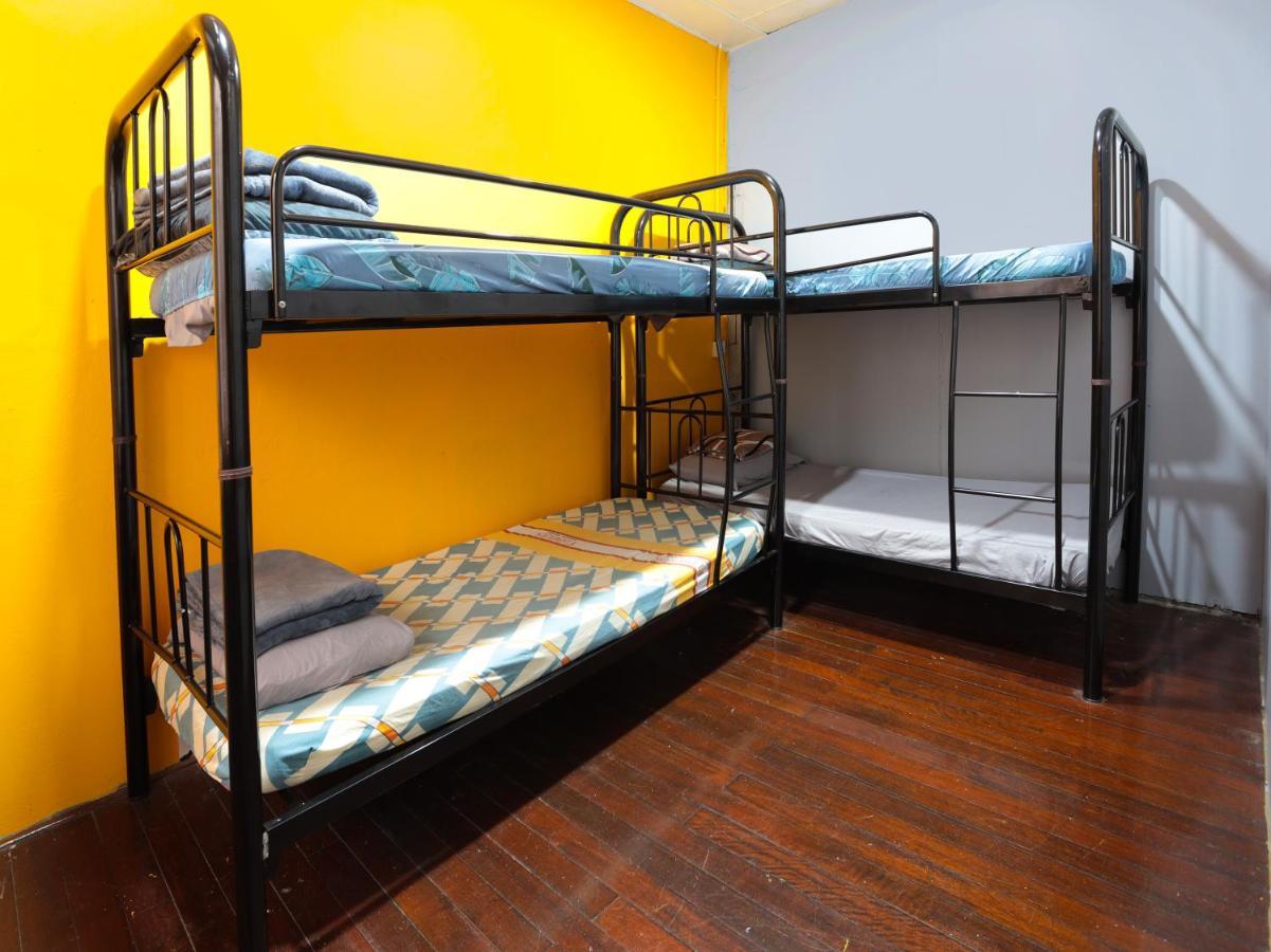 Spot On 90610 Loft Waterfront Hotel Kuching Exterior foto